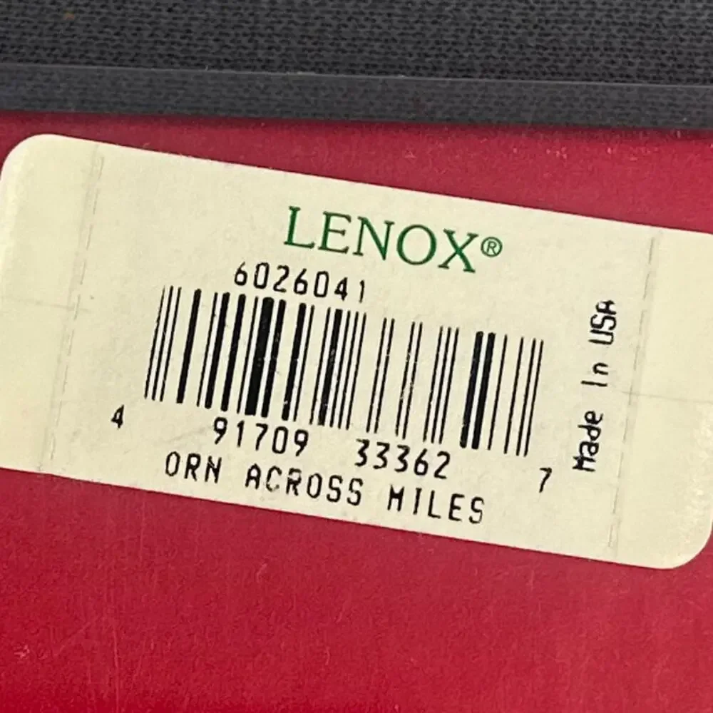 Lenox Across The Miles Christmas Ornament Gold Dove Red Heart Porcelain Tag Box